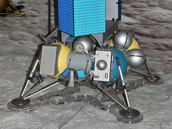 Академик Лев Зеленый объяснил причину переноса запуска «Луны-25» - «Наука»