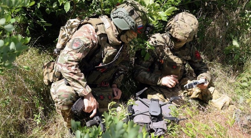 Выплату за заключение контракта на военную службу увеличили в Крыму - «Новости Крыма»