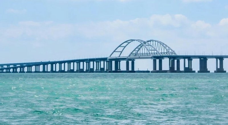 Въезжать на Крымский мост на электромобилях и гибридах запретят - «Новости Крыма»
