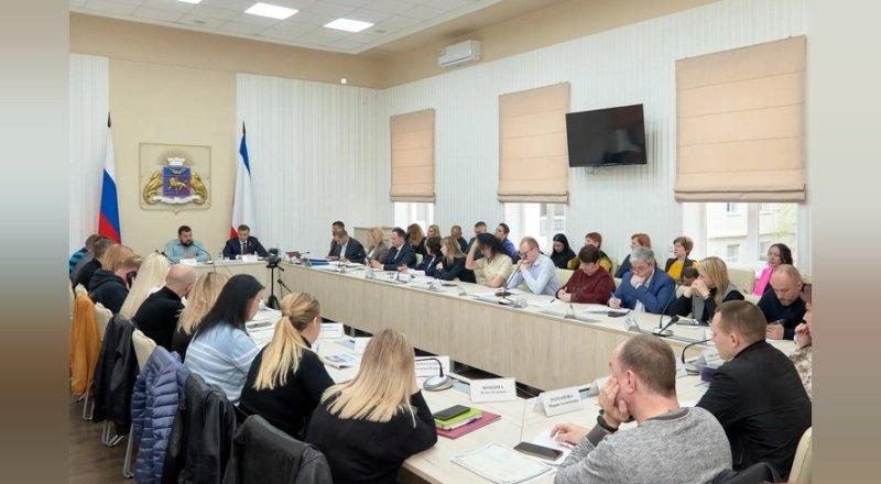 В Ялте обсудили благоустройство набережной и кадровые изменения - «Новости Крыма»