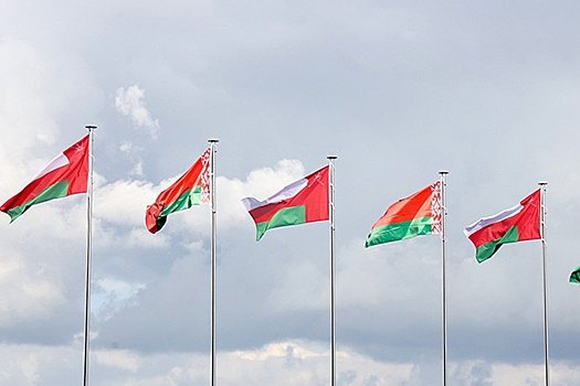 В Оман с рабочим визитом прибыл глава МИД Беларуси - «В мире»